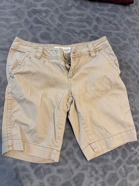 Aeropostale Women's Khaki Beige Bermuda Shorts
